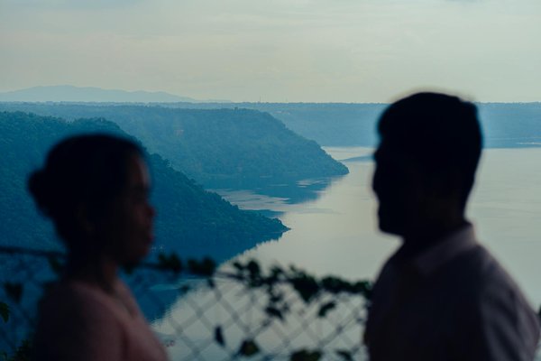 Quels sont les meilleurs itinéraires pour une randonnée en raquettes dans les Rocheuses, Canada?