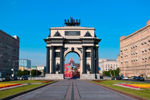 Quels sont les meilleurs itinéraires pour une randonnée sur le sentier d'Inari, Finlande?